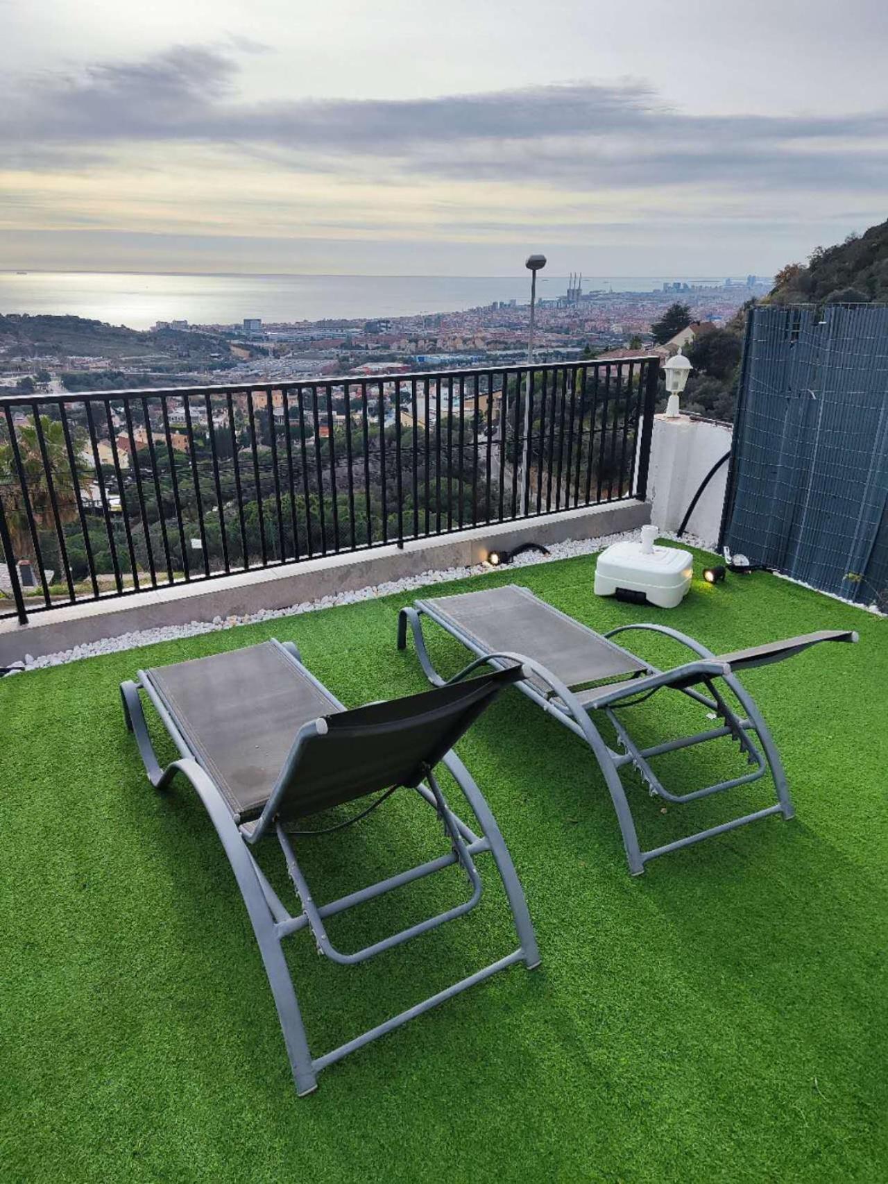 A+View Private Terrace Private Pool Family Fun Villa Badalona Exteriör bild